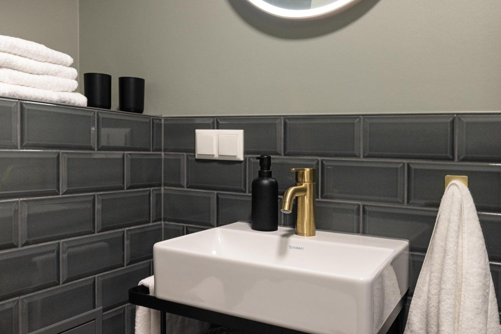 Hideaway Apartment Лист Екстериор снимка